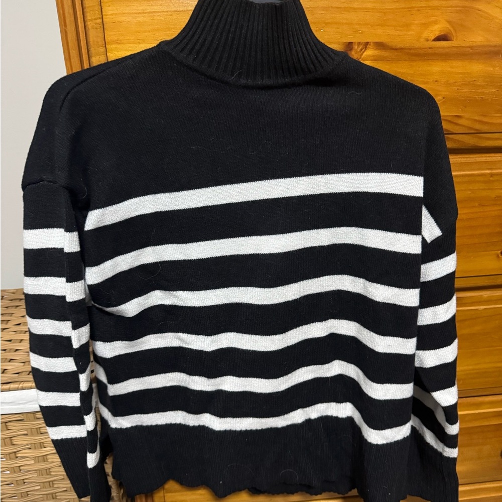 Zara Charcoal Ribbed Knit Sweater